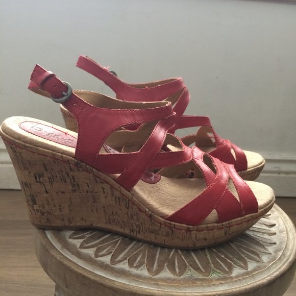 Born strappy red sandal wedge 10 - Picture 3 of 4